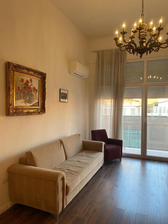 Ambassador Tirana Apartment エクステリア 写真